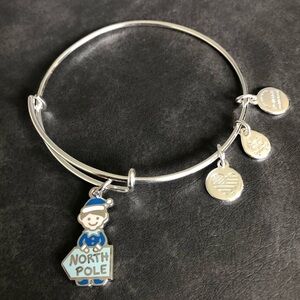 Alex and Ani Shine Bright North Pole Elf Bracelet Christmas